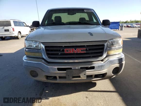 2005 GMC Sierra 1500 Work Truck with VIN 1GTEC14V35Z311482, listed as a Copart auction lot 63063505 with 290,127 mi miles and Salvage title. Bid and sale history available at DreamBid. Image 5.