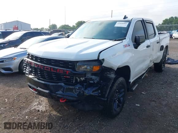 2020 Chevrolet Silverado 1500 Custom Trail Boss with VIN 3GCPYCEF1LG442422, listed as a IAAI auction lot 42894682 with 86,471 mi miles and . Bid and sale history available at DreamBid. Image 6.