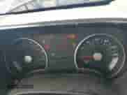 2007 Ford Explorer XLT z VIN 1FMEU73887UB24732, wystawiony jako Copart lot #70947875 z przebiegiem 116 318 mil mil oraz Szkoda całkowita • Salvage title. Historia ofert i sprzedaży dostępna na DreamBid. Obrazek 9.