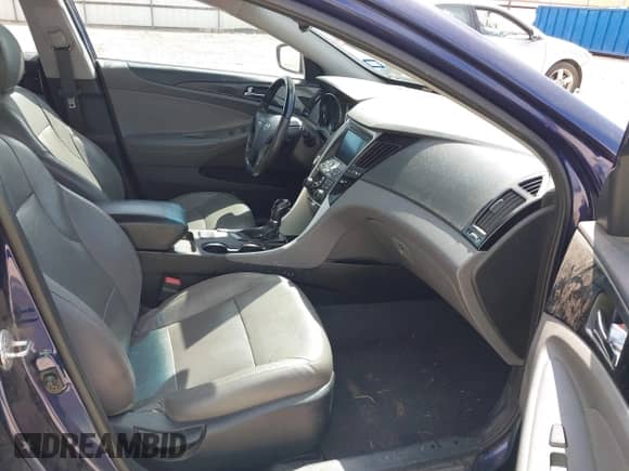 2013 Hyundai Sonata SE с VIN 5NPEC4AC5DH664249, выставлен на аукционе IAAI как лот 42293379 с пробегом 149 222 миль миль и . История ставок и продаж доступна на DreamBid. Изображение 5.