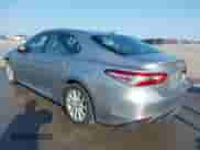 2019 Toyota Camry SE z VIN 4T1B11HK0KU246278, wystawiony jako IAAI lot #43174339 z przebiegiem 106 145 mil mil oraz . Historia ofert i sprzedaży dostępna na DreamBid. Obrazek 3.