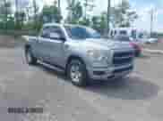 2021 Ram 1500 Lone Star с VIN 1C6RREBT7MN801896, выставлен на аукционе IAAI как лот 42130838 с пробегом 80 325 миль миль и . История ставок и продаж доступна на DreamBid. Изображение 1.