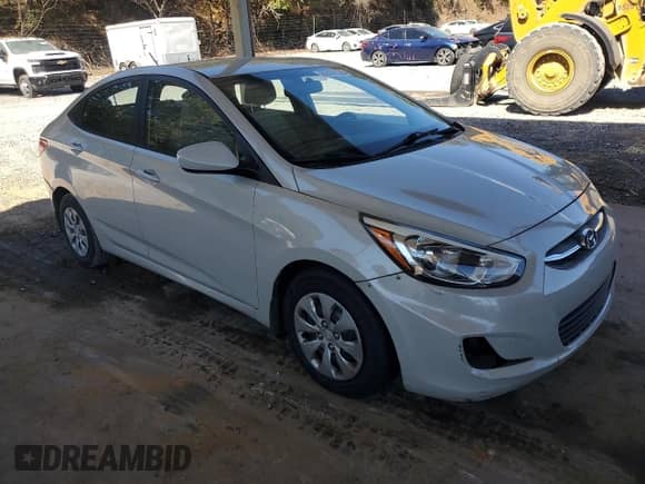 2016 Hyundai Accent SE с VIN KMHCT4AE8GU049628, выставлен на аукционе Copart как лот 82406535 с пробегом 105 486 миль миль и Чистый • Clean title. История ставок и продаж доступна на DreamBid. Изображение 4.