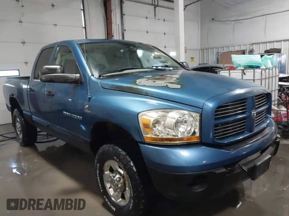 2006 Dodge 2500 SLT с VIN 1D7KS28C96J237592, выставлен на аукционе IAAI как лот 41389425 с пробегом 277 282 миль миль и . История ставок и продаж доступна на DreamBid. Изображение 1.