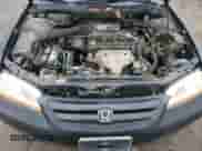 2002 Honda Accord EX with VIN 1HGCG55672A101991, listed as a Copart auction lot 85641354 with 224,354 mi miles and Salvage title. Bid and sale history available at DreamBid. Image 12.