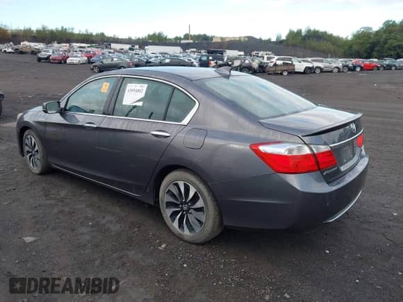 2015 Honda Accord Touring z VIN 1HGCR6F72FA000399, wystawiony jako IAAI lot #43094002 z przebiegiem 46 973 mil mil oraz . Historia ofert i sprzedaży dostępna na DreamBid. Obrazek 3.