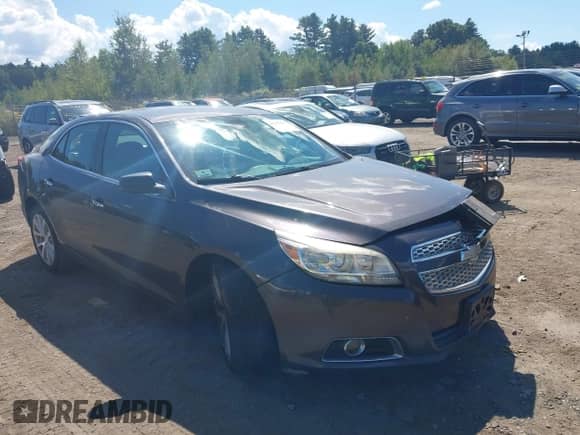 2013 Chevrolet Malibu LTZ с VIN 1G11H5SA1DF278983, выставлен на аукционе IAAI как лот 43135615 с пробегом 140 318 миль миль и . История ставок и продаж доступна на DreamBid. Изображение 1.