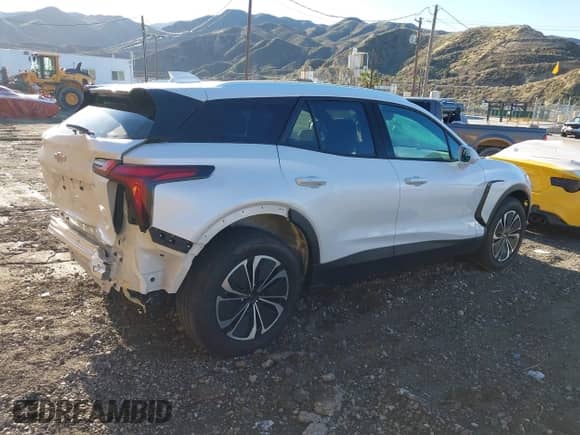 2024 Chevrolet Blazer EV eAWD LT с VIN 3GNKDBRJ0RS218750, выставлен на аукционе IAAI как лот 41735858 с пробегом 2 835 миль миль и . История ставок и продаж доступна на DreamBid. Изображение 4.