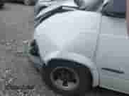 2002 Chevrolet Astro Cargo z VIN 1GCDM19X52B133954, wystawiony jako IAAI lot #42207190 z przebiegiem 413 567 mil mil oraz . Historia ofert i sprzedaży dostępna na DreamBid. Obrazek 6.