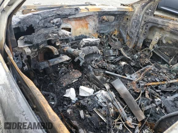 2017 Jeep Grand Cherokee Trailhawk z VIN 1C4RJFLT1HC769324, wystawiony jako Copart lot #48779315 z przebiegiem Nie podano mil oraz Nie do naprawy • Non repairable. Historia ofert i sprzedaży dostępna na DreamBid. Obrazek 8.