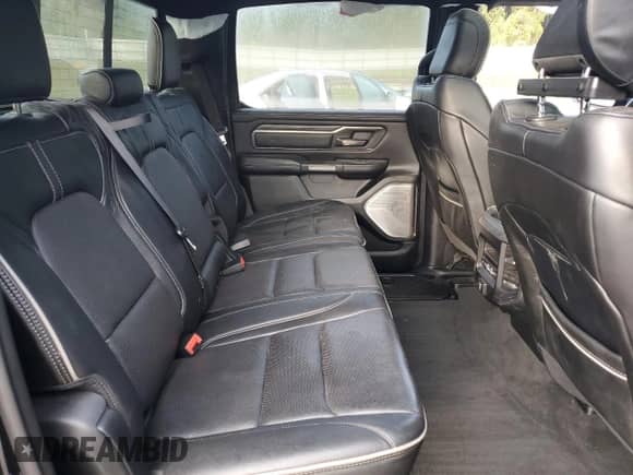 2020 Ram 1500 Limited z VIN 1C6SRFHT4LN336538, wystawiony jako Copart lot #80996195 z przebiegiem 33 290 mil mil oraz Szkoda całkowita • Salvage title. Historia ofert i sprzedaży dostępna na DreamBid. Obrazek 10.