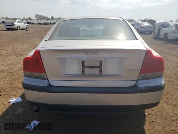 2001 Volvo S60 с VIN YV1RS61R412049929, выставлен на аукционе Copart как лот 69078954 с пробегом Не указан миль и Списание • Salvage title. История ставок и продаж доступна на DreamBid. Изображение 6.