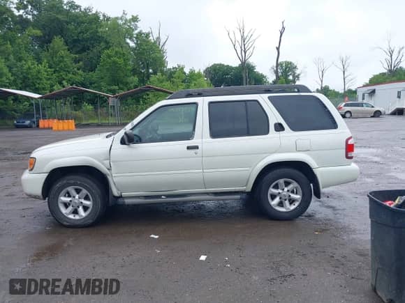 2003 Nissan Pathfinder LE z VIN JN8DR09Y93W817442, wystawiony jako IAAI lot #42513680 z przebiegiem 249 102 mil mil oraz . Historia ofert i sprzedaży dostępna na DreamBid. Obrazek 14.