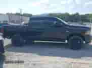 2012 Ram 1500 Express z VIN 1C6RD7KT4CS165867, wystawiony jako IAAI lot #43094521 z przebiegiem 154 519 mil mil oraz . Historia ofert i sprzedaży dostępna na DreamBid. Obrazek 13.