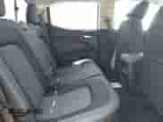 2021 Chevrolet Colorado 4WD Z71 z VIN 1GCGTDEN4M1197644, wystawiony jako IAAI lot #42206486 z przebiegiem 38 107 mil mil oraz . Historia ofert i sprzedaży dostępna na DreamBid. Obrazek 8.