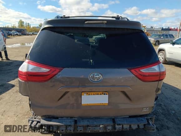 2015 Toyota Sienna Limited with VIN 5TDDK3DC5FS094285, listed as a Copart auction lot 69846845 with 104,048 mi miles and Salvage title. Bid and sale history available at DreamBid. Image 6.
