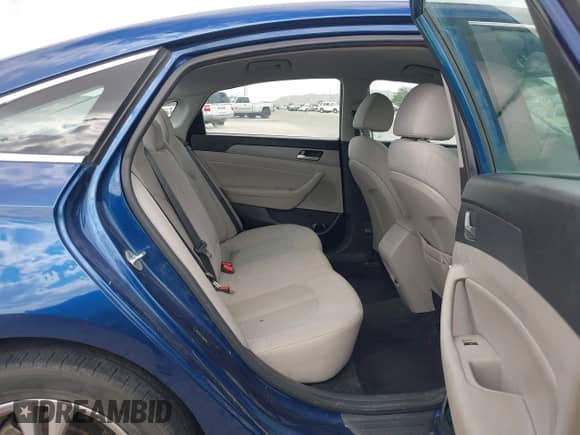 2018 Hyundai Sonata Limited with VIN 5NPE34AF7JH625605, listed as a IAAI auction lot 43390028 with 105,440 mi miles and . Bid and sale history available at DreamBid. Image 8.