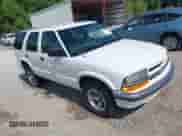 2000 Chevrolet Blazer LS z VIN 1GNCS13W2Y2206599, wystawiony jako IAAI lot #42728429 z przebiegiem 153 219 mil mil oraz . Historia ofert i sprzedaży dostępna na DreamBid. Obrazek 1.