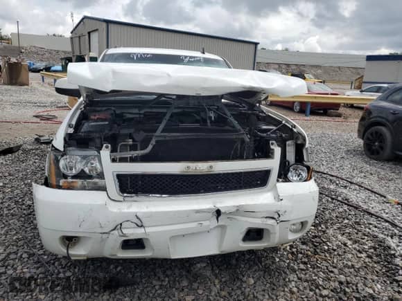 2008 Chevrolet Tahoe 3LT z VIN 1GNFC13018R144223, wystawiony jako Copart lot #68213305 z przebiegiem 234 738 mil mil oraz Szkoda całkowita • Salvage title. Historia ofert i sprzedaży dostępna na DreamBid. Obrazek 5.