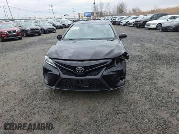 2019 Toyota Camry SE z VIN 4T1B11HK2KU178839, wystawiony jako Copart lot #90865985 z przebiegiem 54 949 mil mil oraz Szkoda całkowita • Salvage title. Historia ofert i sprzedaży dostępna na DreamBid. Obrazek 5.