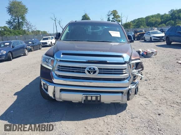 2015 Toyota Tundra Platinum с VIN 5TFAY5F15FX441259, выставлен на аукционе IAAI как лот 43162043 с пробегом 145 976 миль миль и . История ставок и продаж доступна на DreamBid. Изображение 12.