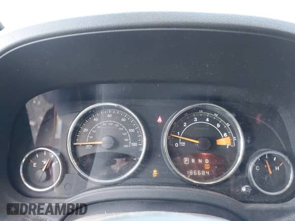 2014 Jeep Compass Latitude with VIN 1C4NJCEB9ED503072, listed as a IAAI auction lot 43257861 with 186,684 mi miles and . Bid and sale history available at DreamBid. Image 7.