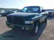 2000 Dodge 1500 z VIN 1B7HF13YXYJ132200, wystawiony jako IAAI lot #42754752 z przebiegiem Nie podano mil oraz . Historia ofert i sprzedaży dostępna na DreamBid. Obrazek 6.