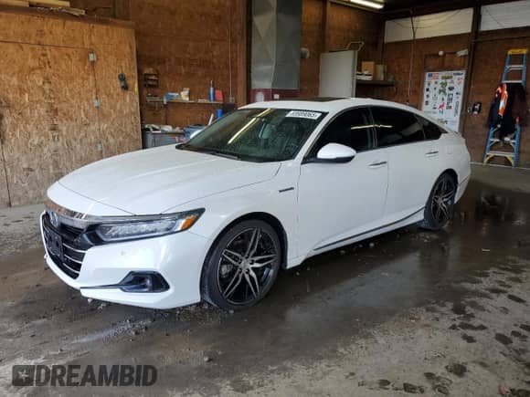 2022 Honda Accord Touring with VIN 1HGCV3F94NA007011, listed as a Copart auction lot 83989065 with 27,374 mi miles and Salvage title. Bid and sale history available at DreamBid. Image 1.