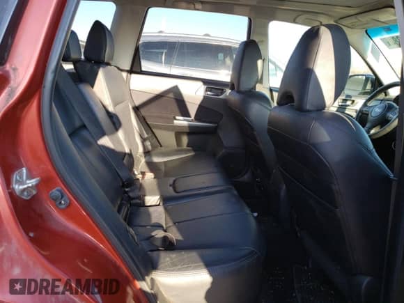 2011 Subaru Forester z VIN JF2SHBHC6BH700347, wystawiony jako Copart lot #86969884 z przebiegiem 222 214 mil mil oraz Szkoda całkowita • Salvage title. Historia ofert i sprzedaży dostępna na DreamBid. Obrazek 11.