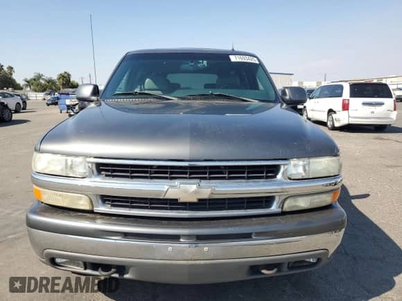 2002 Chevrolet Suburban LT with VIN 3GNFK16T62G241269, listed as a Copart auction lot 71693425 with 272,807 mi miles and Salvage title. Bid and sale history available at DreamBid. Image 5.
