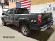 2003 Chevrolet Silverado 2500HD LT z VIN 1GCHK29G03E374026, wystawiony jako Copart lot #66545055 z przebiegiem 121 815 mil mil oraz Czysty tytuł • Clean title. Historia ofert i sprzedaży dostępna na DreamBid. Obrazek 2.