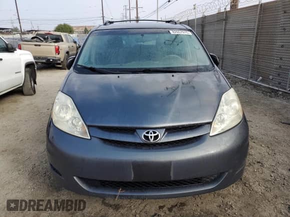 2009 Toyota Sienna CE с VIN 5TDZK23C39S256453, выставлен на аукционе Copart как лот 82657915 с пробегом 235 534 миль миль и Чистый • Clean title. История ставок и продаж доступна на DreamBid. Изображение 5.