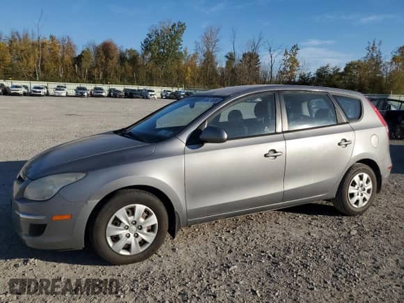 2011 Hyundai Elantra GLS z VIN KMHDB8AEXBU124062, wystawiony jako Copart lot #85278065 z przebiegiem 125 435 mil mil oraz Szkoda całkowita • Salvage title. Historia ofert i sprzedaży dostępna na DreamBid. Obrazek 1.