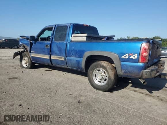 2003 Chevrolet Silverado 2500 LT с VIN 1GCGK29U93Z225026, выставлен на аукционе Copart как лот 81873645 с пробегом Не указан миль и Списание • Salvage title. История ставок и продаж доступна на DreamBid. Изображение 2.