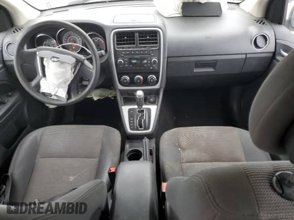 2011 Dodge Caliber Mainstreet с VIN 1B3CB3HA1BD132560, выставлен на аукционе Copart как лот 69970185 с пробегом 177 770 миль миль и Списание • Salvage title. История ставок и продаж доступна на DreamBid. Изображение 8.