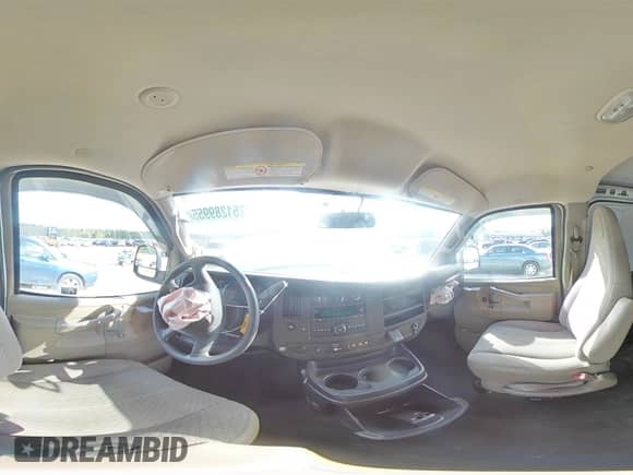 2019 Chevrolet Express Cargo с VIN 1GCWGBFG1K1154171, выставлен на аукционе Copart как лот 51289955 с пробегом 167 112 миль миль и Списание • Salvage title. История ставок и продаж доступна на DreamBid. Изображение 13.