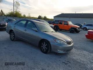 2005 Toyota Camry XLE с VIN 4T1BF30K95U613997, выставлен на аукционе IAAI как лот 43348925 с пробегом 122 617 миль миль и . История ставок и продаж доступна на DreamBid. Изображение 1.