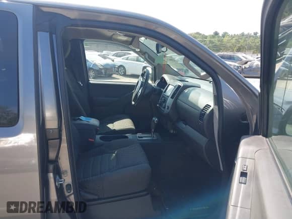 2017 Nissan Frontier SV with VIN 1N6AD0CW7HN716799, listed as a IAAI auction lot 42896731 with 96,819 mi miles and . Bid and sale history available at DreamBid. Image 5.