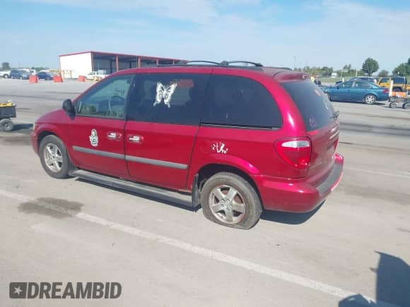 2005 Dodge Caravan SXT with VIN 1D4GP45RX5B433865, listed as a IAAI auction lot 43458485 with 94,751 mi miles and . Bid and sale history available at DreamBid. Image 3.