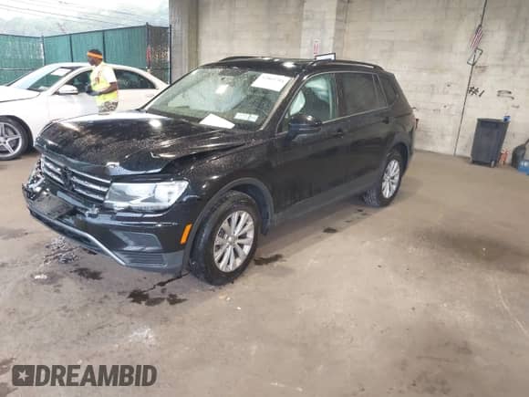 2019 Volkswagen Tiguan S с VIN 3VV1B7AX3KM093147, выставлен на аукционе IAAI как лот 42865784 с пробегом 57 489 миль миль и . История ставок и продаж доступна на DreamBid. Изображение 2.