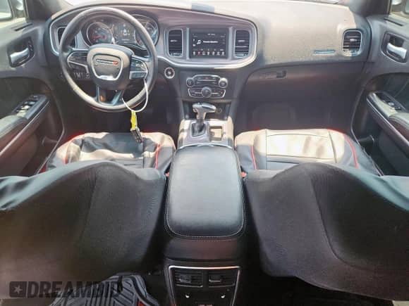 2019 Dodge Charger SXT с VIN 2C3CDXBG6KH692255, выставлен на аукционе Copart как лот 67773345 с пробегом 90 086 миль миль и Списание • Salvage title. История ставок и продаж доступна на DreamBid. Изображение 8.