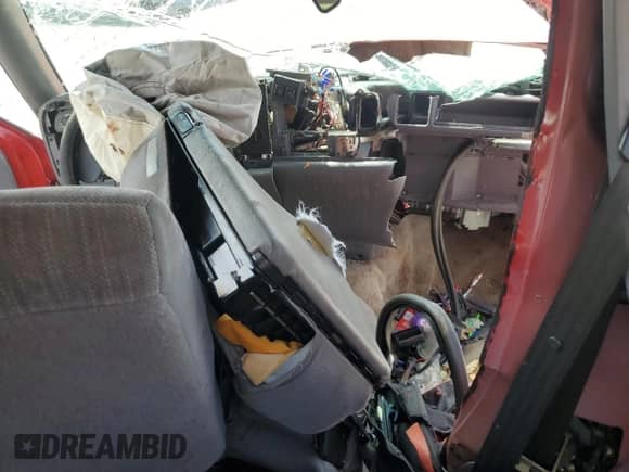 1997 Dodge 1500 с VIN 3B7HC13Z3VG713911, выставлен на аукционе Copart как лот 60672125 с пробегом 219 596 миль миль и Списание • Salvage title. История ставок и продаж доступна на DreamBid. Изображение 8.