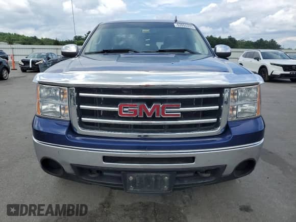 2013 GMC Sierra 1500 SL z VIN 1GTR2UEA8DZ281329, wystawiony jako Copart lot #63055335 z przebiegiem 99 388 mil mil oraz Szkoda całkowita • Salvage title. Historia ofert i sprzedaży dostępna na DreamBid. Obrazek 5.