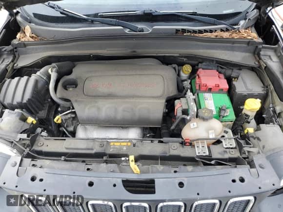 2018 Jeep Renegade Altitude with VIN ZACCJABB0JPJ51038, listed as a Copart auction lot 84776665 with 52,818 mi miles and Salvage title. Bid and sale history available at DreamBid. Image 12.