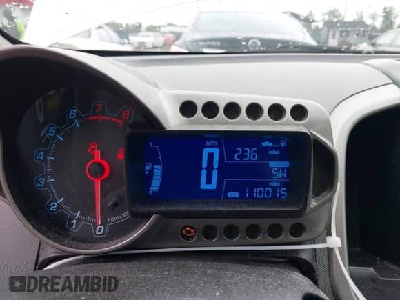 2014 Chevrolet Sonic LT с VIN 1G1JD5SHXE4207495, выставлен на аукционе IAAI как лот 42313153 с пробегом 110 015 миль миль и . История ставок и продаж доступна на DreamBid. Изображение 7.