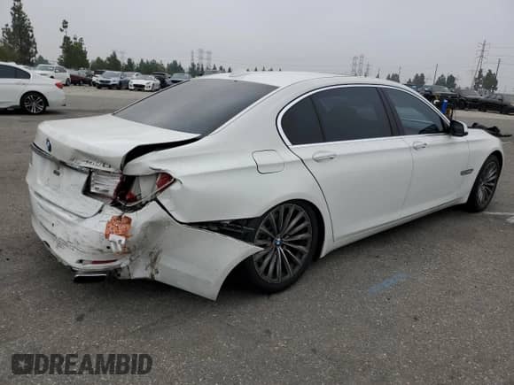 2012 BMW 7 Series 740Li with VIN WBAKB4C57CC575987, listed as a Copart auction lot 68860625 with 144,626 mi miles and Salvage title. Bid and sale history available at DreamBid. Image 3.