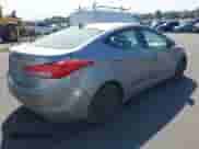 2013 Hyundai Elantra GLS z VIN KMHDH4AEXDU551896, wystawiony jako IAAI lot #42239492 z przebiegiem 261 014 mil mil oraz . Historia ofert i sprzedaży dostępna na DreamBid. Obrazek 4.