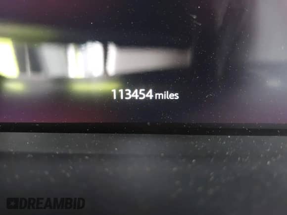 2018 Land Rover Discovery HSE Luxury с VIN SALRT2RV6JA049944, выставлен на аукционе IAAI как лот 42564177 с пробегом 113 454 миль миль и . История ставок и продаж доступна на DreamBid. Изображение 7.