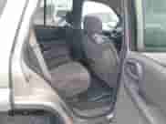 2002 Chevrolet TrailBlazer LS с VIN 1GNDT13SX22355462, выставлен на аукционе IAAI как лот 42481696 с пробегом Не указан миль и . История ставок и продаж доступна на DreamBid. Изображение 8.