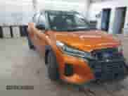 2024 Nissan Kicks SR с VIN 3N1CP5DV2RL499611, выставлен на аукционе IAAI как лот 43070754 с пробегом 10 212 миль миль и . История ставок и продаж доступна на DreamBid. Изображение 1.